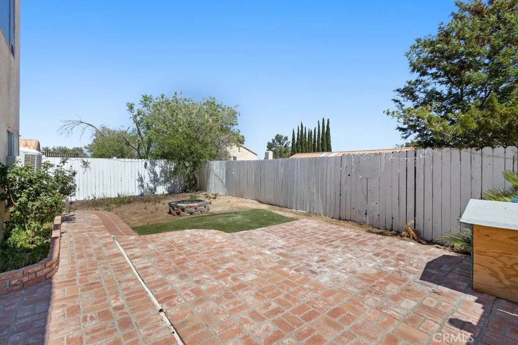 Additional image 90 of 12369 Quanah Court, Victorville, CA 92395