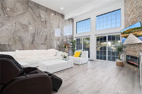 19275 Archfield Ln, Huntington Beach, CA MLS: PW25055349