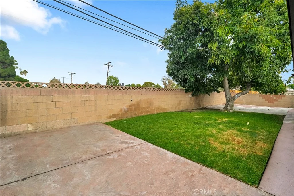 19121 Dunbrooke Ave, Carson, CA 90746