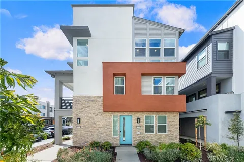109 Allusion, Irvine, CA MLS: OC25054642