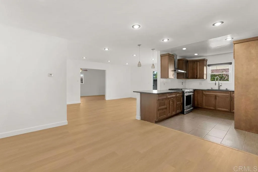 Additional image 57 of 7112 Skyline Drive, San Diego, CA 92114