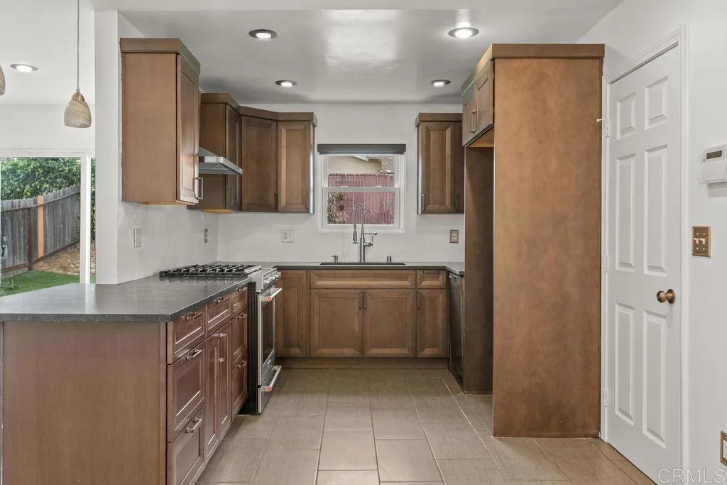 Additional image 52 of 7112 Skyline Drive, San Diego, CA 92114