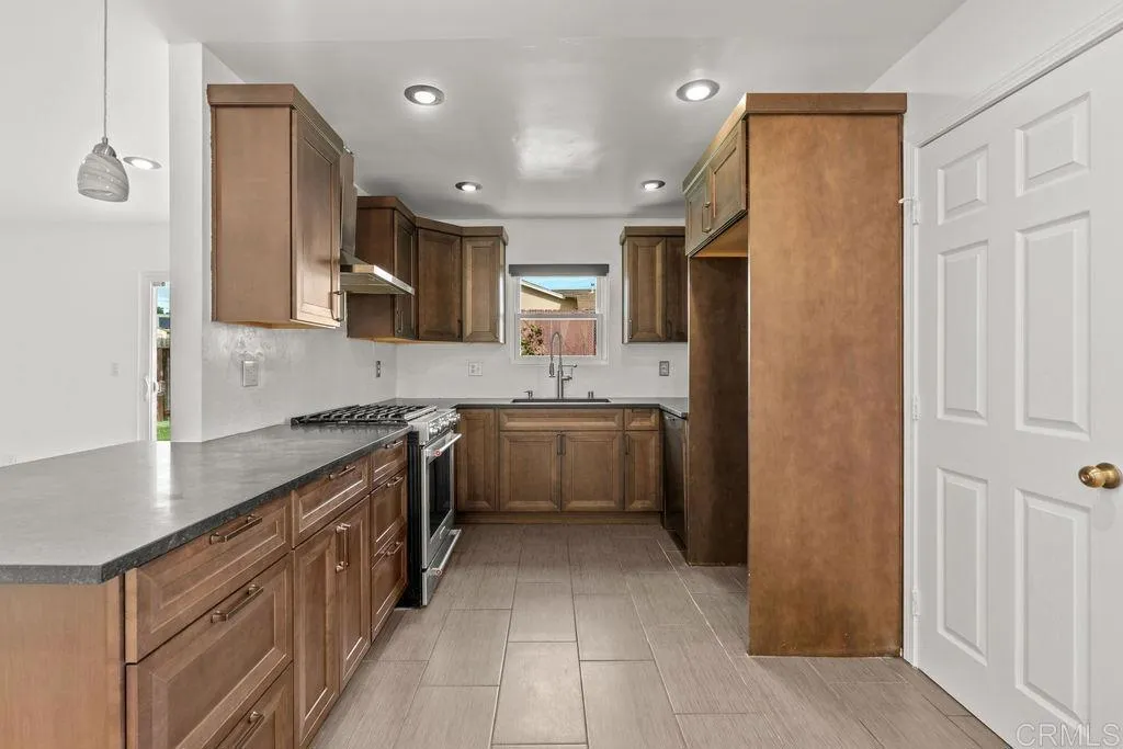 Additional image 54 of 7112 Skyline Drive, San Diego, CA 92114