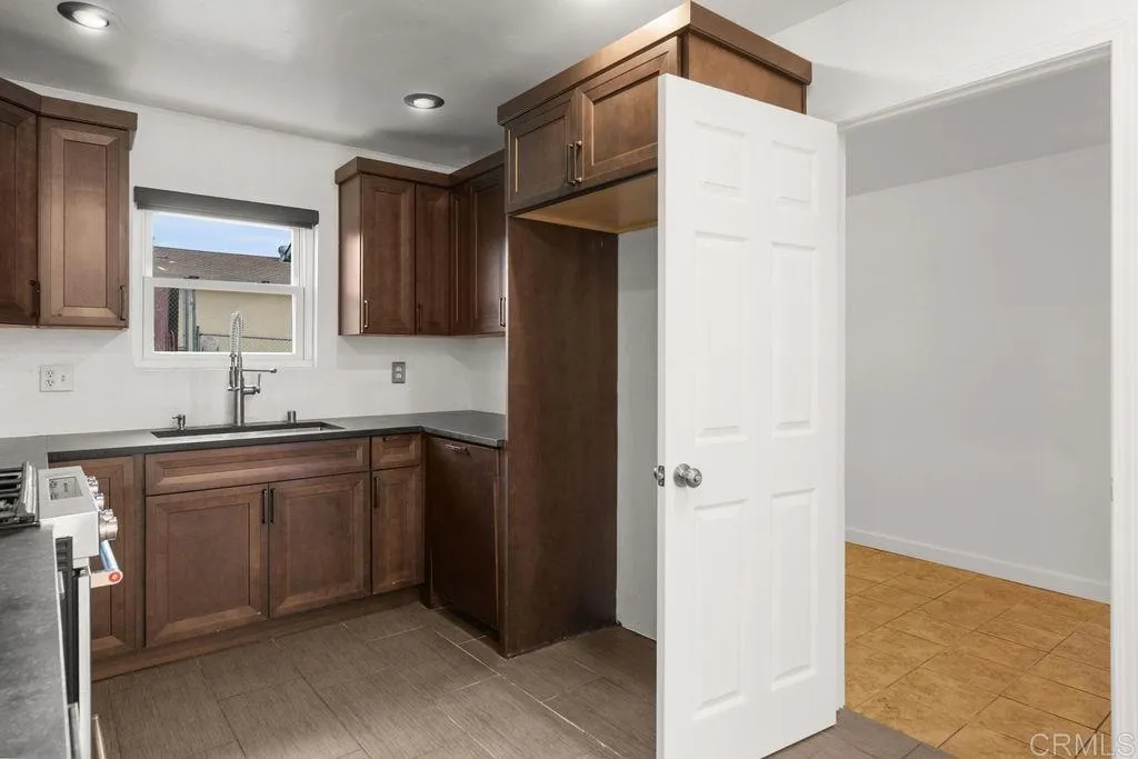 Additional image 59 of 7112 Skyline Drive, San Diego, CA 92114