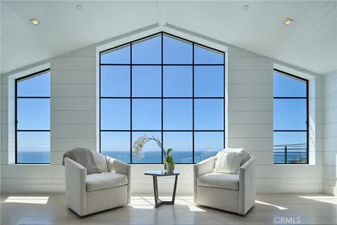 365 Pinecrest Drive, Laguna Beach, CA MLS: NP25076013