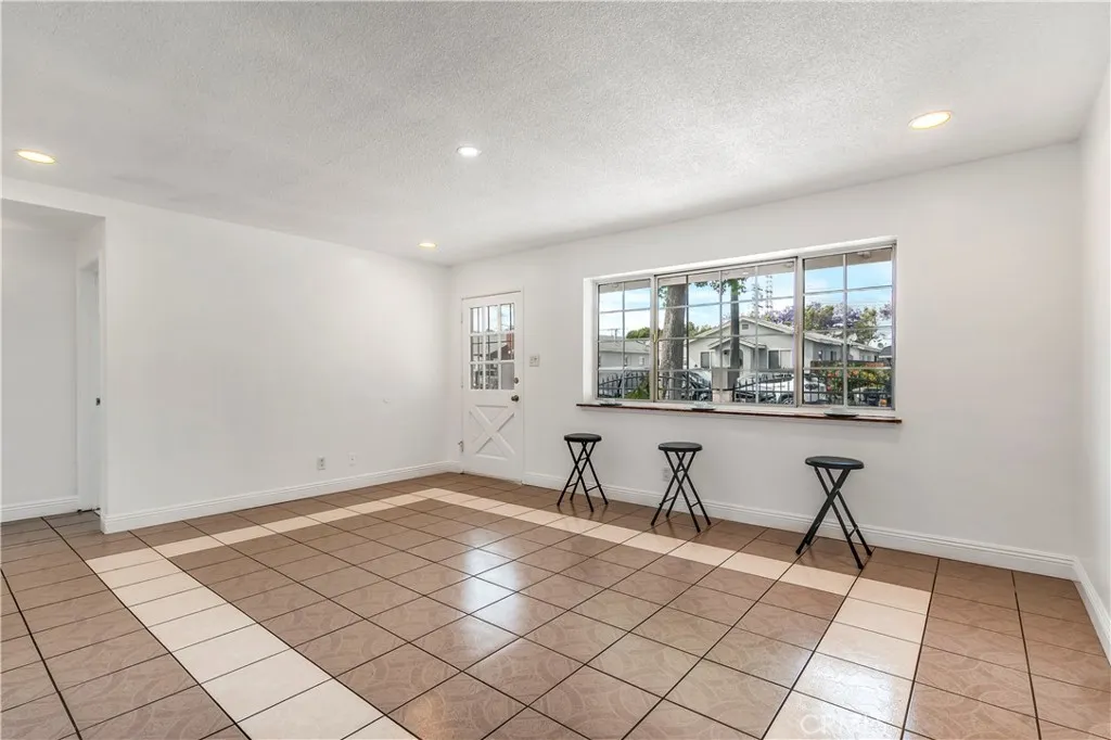 Additional image 17 of 180 E 69th, Long Beach, CA 90805