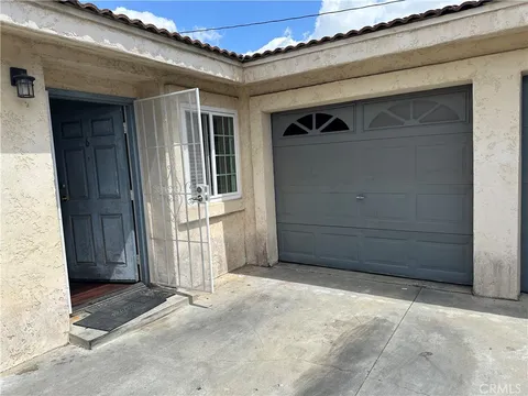 7315 Exeter Street Unit 6, Paramount, CA MLS: PW25073719
