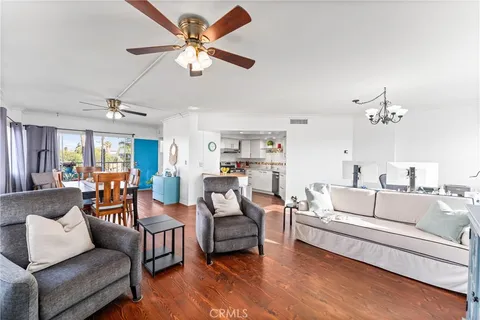 1323 N Spurgeon Street Unit 4B, Santa Ana, CA MLS: OC25020394