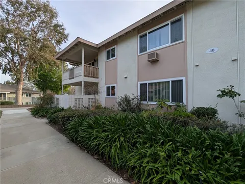 48 Calle Aragon Unit D, Laguna Woods, CA MLS: OC25048163