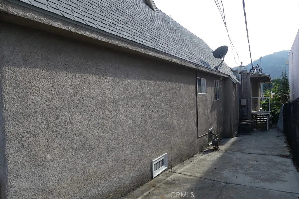 Additional image 9 of 2657 Honolulu Ave, Montrose, CA 91020