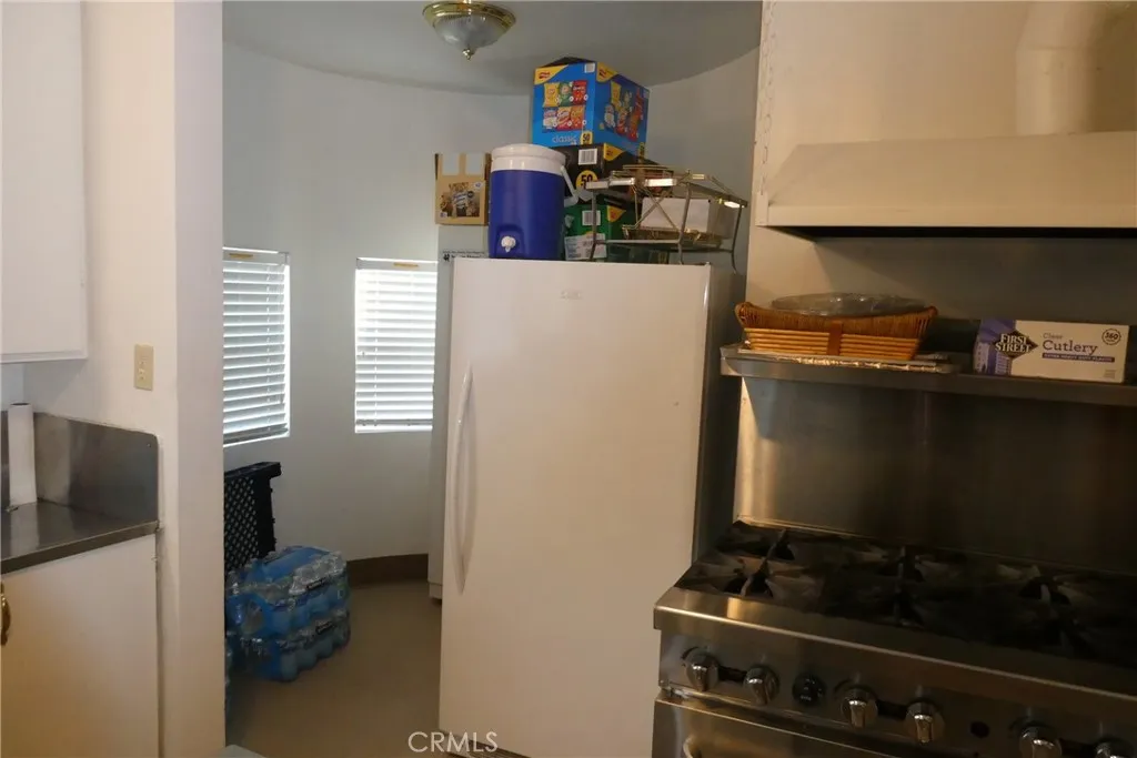 Additional image 85 of 2657 Honolulu Ave, Montrose, CA 91020