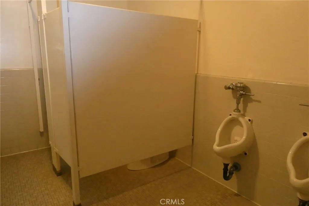 Additional image 91 of 2657 Honolulu Ave, Montrose, CA 91020