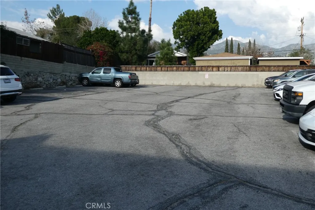 Additional image 58 of 2657 Honolulu Ave, Montrose, CA 91020