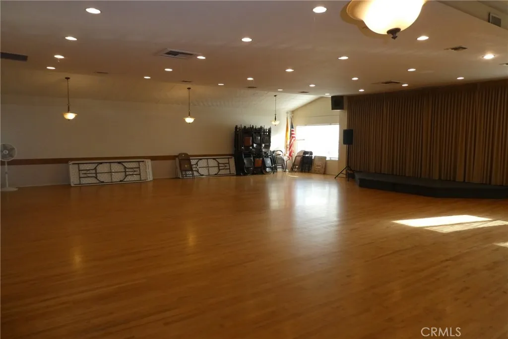 Additional image 77 of 2657 Honolulu Ave, Montrose, CA 91020