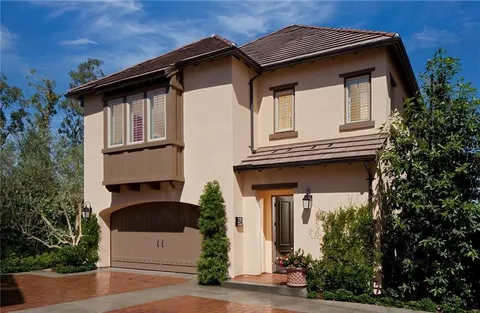 54 Gardenstone Path, Irvine, CA MLS: OC25050427