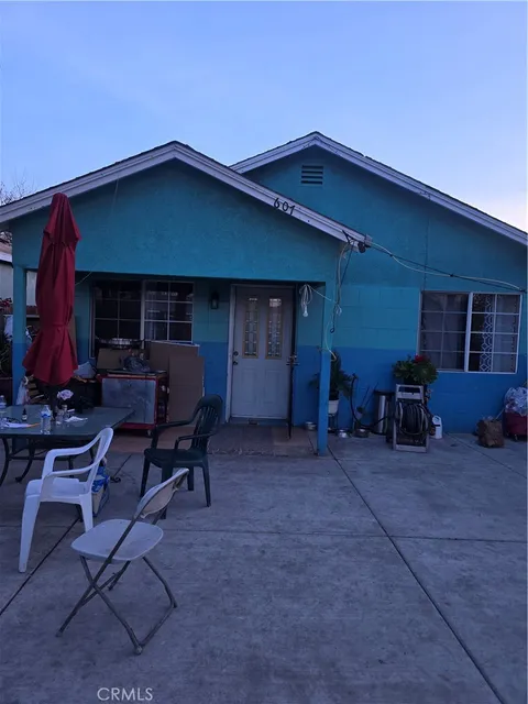 607 Goodman Street, Bakersfield, CA 93305 - MLS#: PW25042047