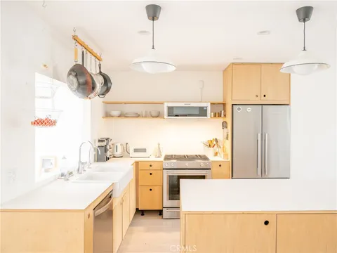 12907 Sunburst Street, Los Angeles, CA 91331 - MLS#: TR25028734