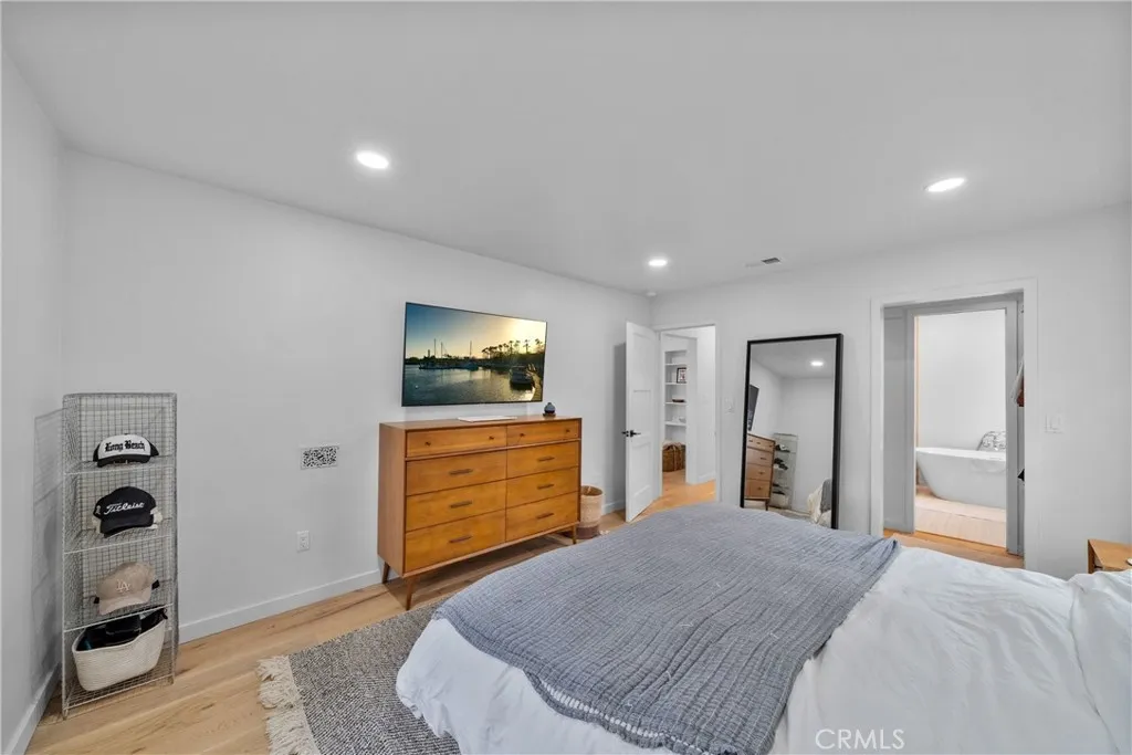 Additional image 77 of 1006 E Ridgewood St, Long Beach, CA 90807