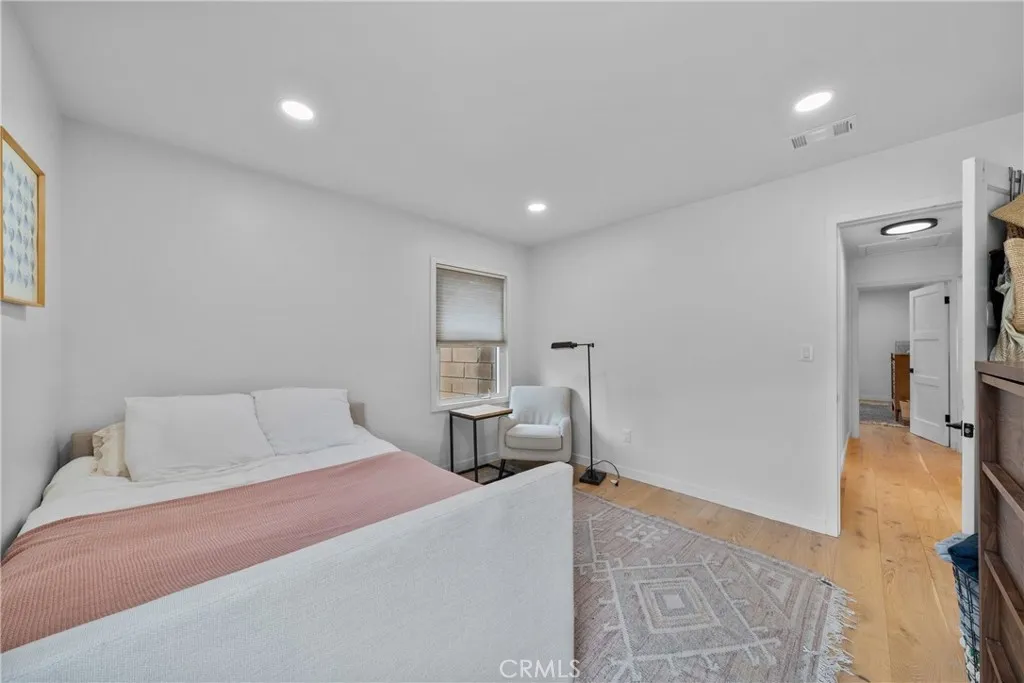Additional image 83 of 1006 E Ridgewood St, Long Beach, CA 90807