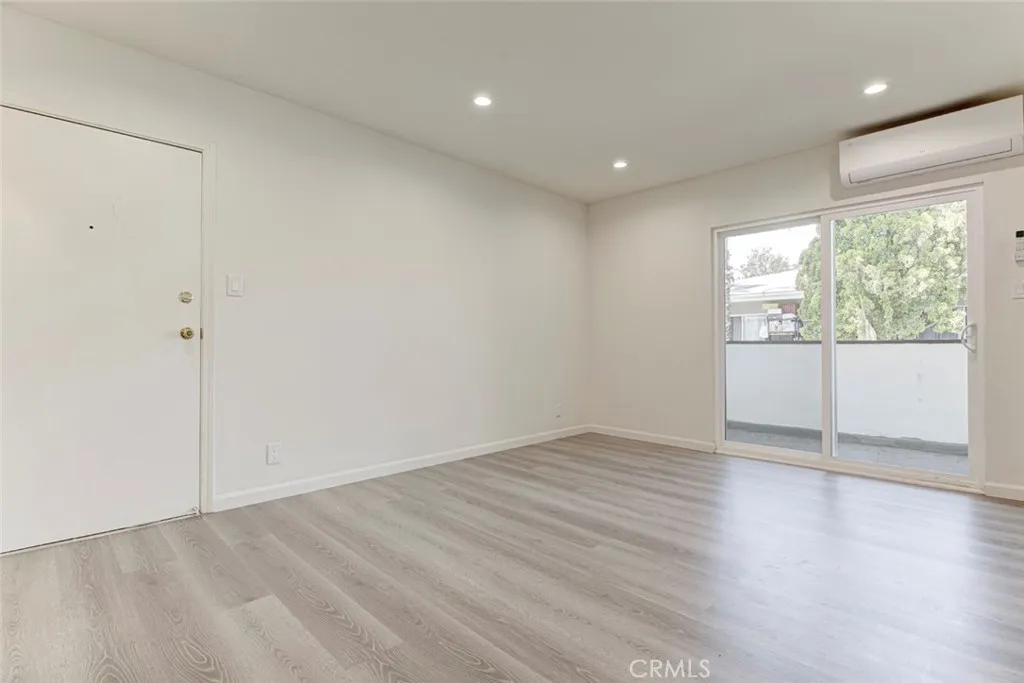 Additional image 3 of 12817 Barbara Ann, North Hollywood, CA 91605