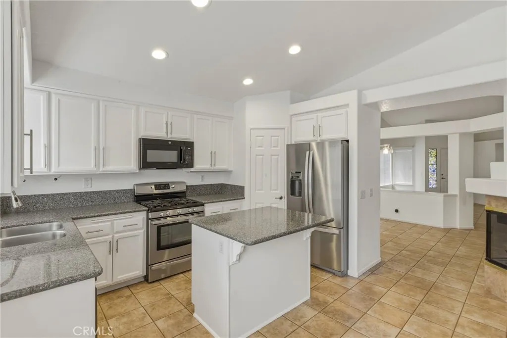 Additional image 12 of 1250 Granite Dr, Hemet, CA 92543