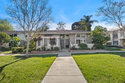 62 Calle Cadiz Unit B, Laguna Woods, CA MLS: OC25041438