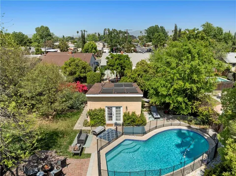 14805 Valerio Street, Van Nuys, CA MLS: SR25078897