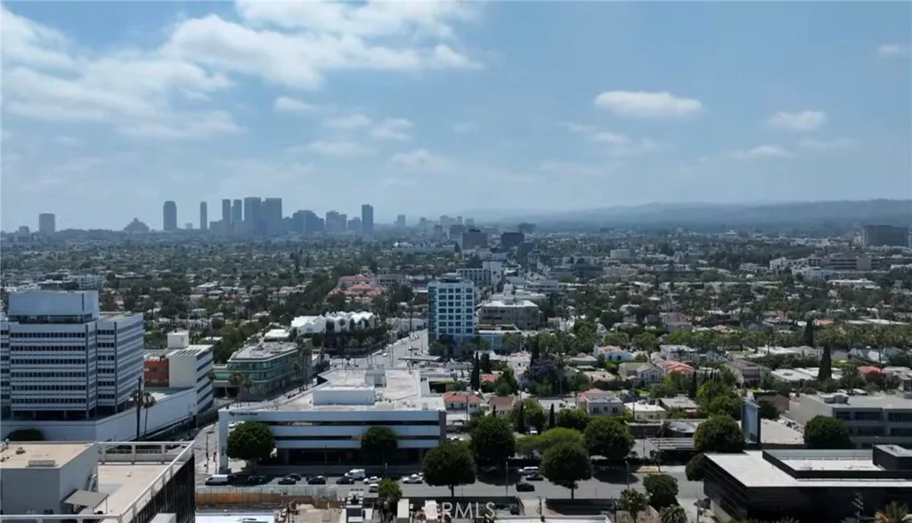 117 N Gale Dr Unit PH 5, Beverly Hills, CA 90211