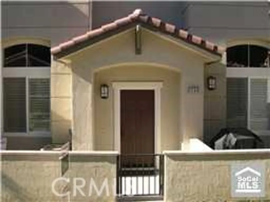 1267 Olson Dr, Fullerton, CA 92833