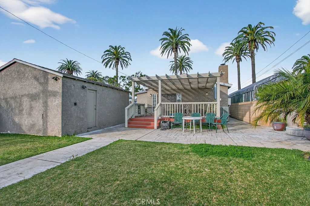 Additional image 38 of 2430 San Francisco Avenue, Long Beach, CA 90806