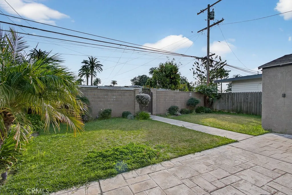 Additional image 37 of 2430 San Francisco Avenue, Long Beach, CA 90806