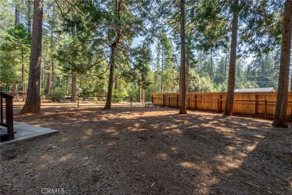 15070 Pinon Rd, Magalia, CA 95954
