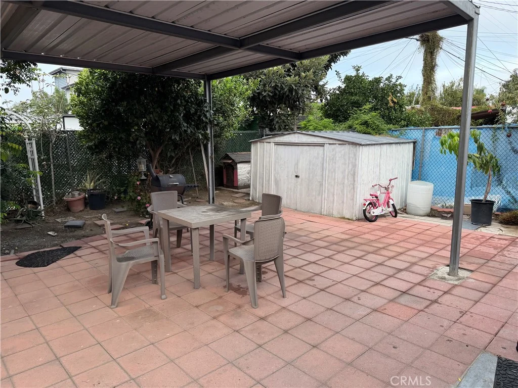 611 W 65th St, Los Angeles, CA 90044