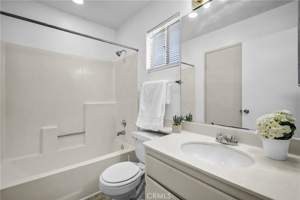 Additional image 22 of 37940 42nd Street E Unit 125, Palmdale, CA 93552