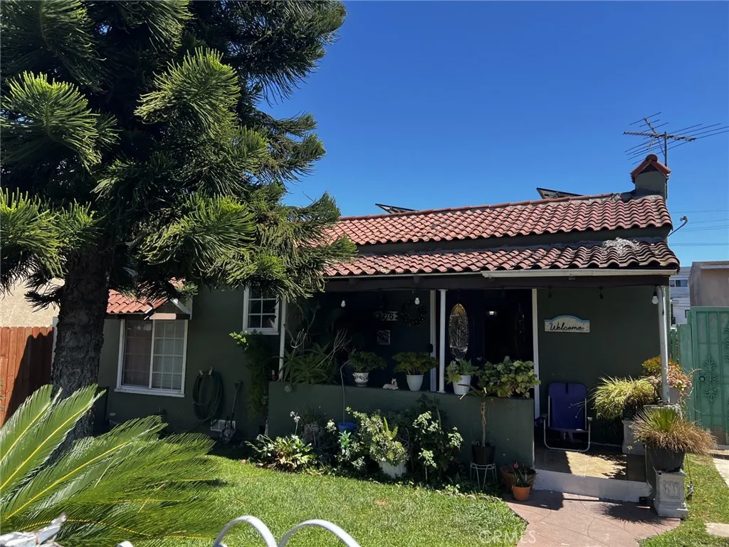 Additional image 2 of 2376 Locust Avenue, Long Beach, CA 90806