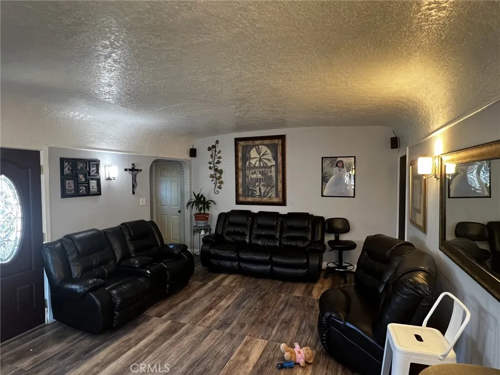 Additional image 4 of 2376 Locust Avenue, Long Beach, CA 90806