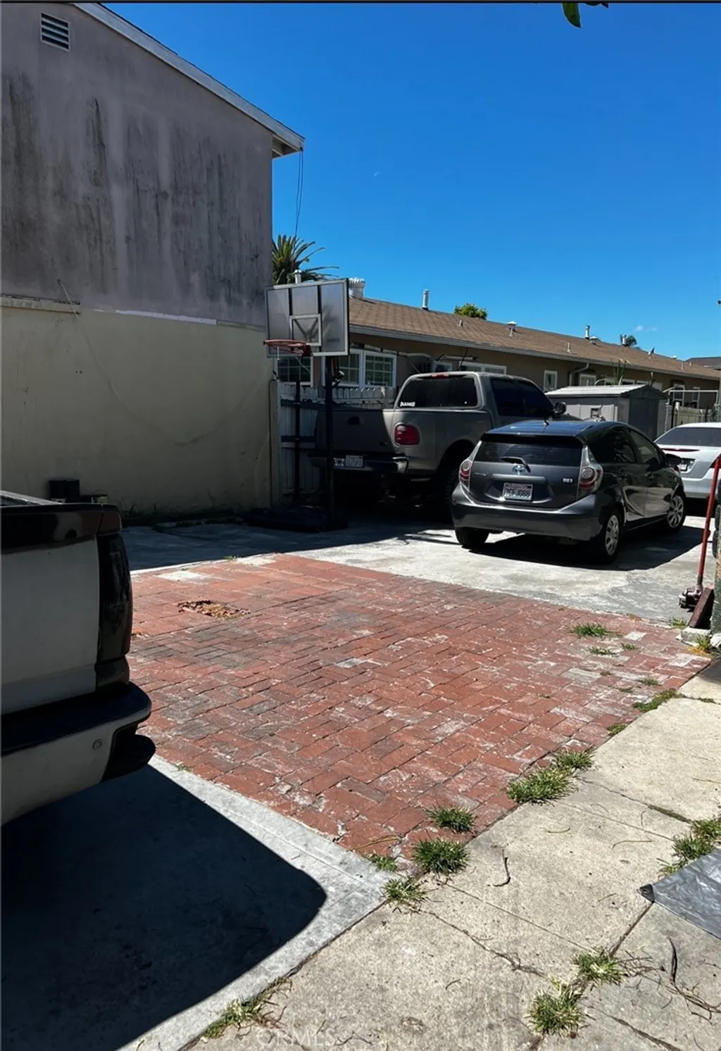 2376 Locust Avenue, Long Beach, CA 90806