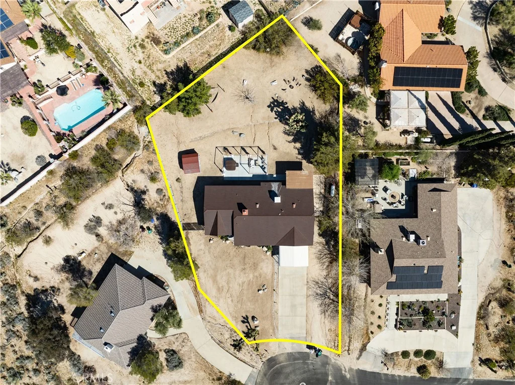 57440 Airway Court, Yucca Valley, CA 92284