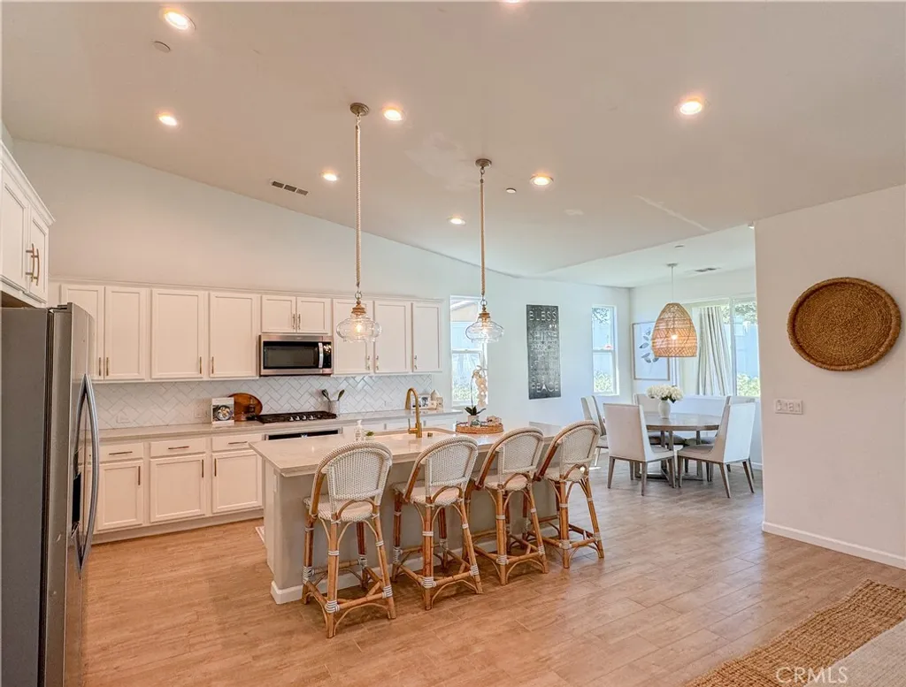 Additional image 16 of 1911 Highgate Greens Dr, Bakersfield, CA 93311