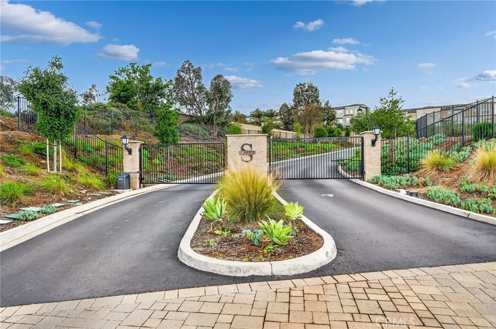 1218 Sunrise View Vw Unit 105, San Marcos, CA 92078