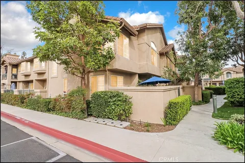15 Destiny Way, Aliso Viejo, CA MLS: OC25063356