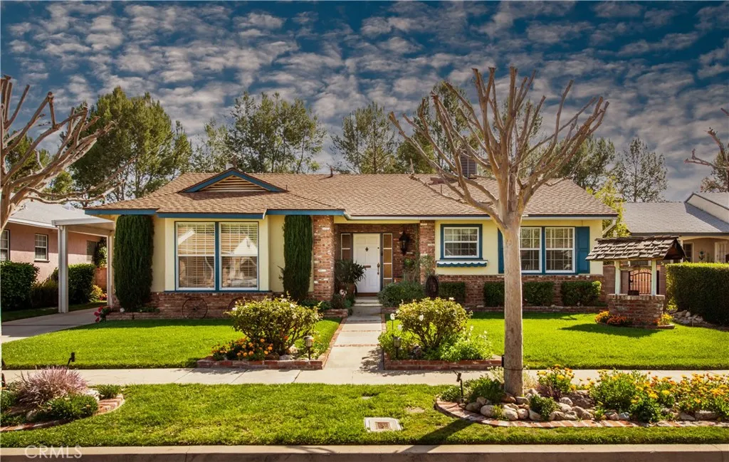 19218 Bessemer Street, Tarzana, CA 91335