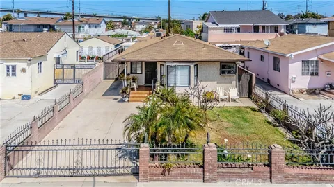 4837 W 117th Street, Hawthorne, CA 90250 - MLS#: SB25082264