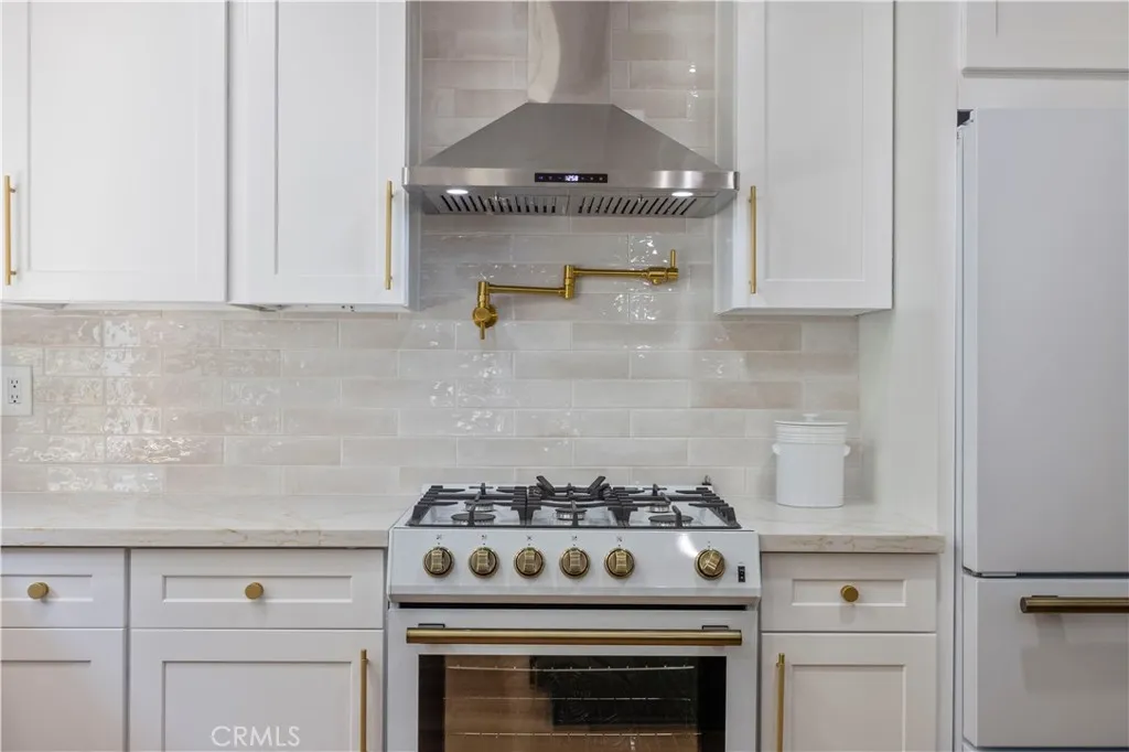 Additional image 22 of 24103 Clearbank Lane, Newhall, CA 91321