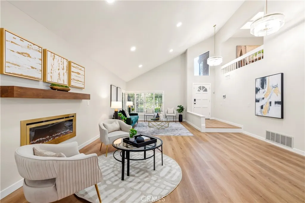 Additional image 7 of 24103 Clearbank Lane, Newhall, CA 91321