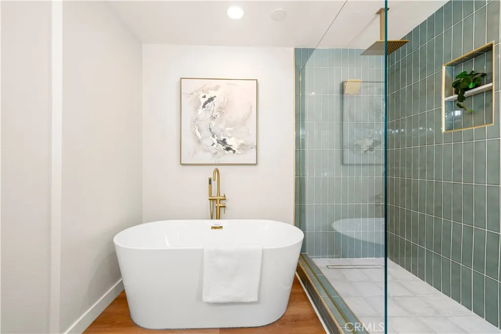 Additional image 50 of 24103 Clearbank Lane, Newhall, CA 91321