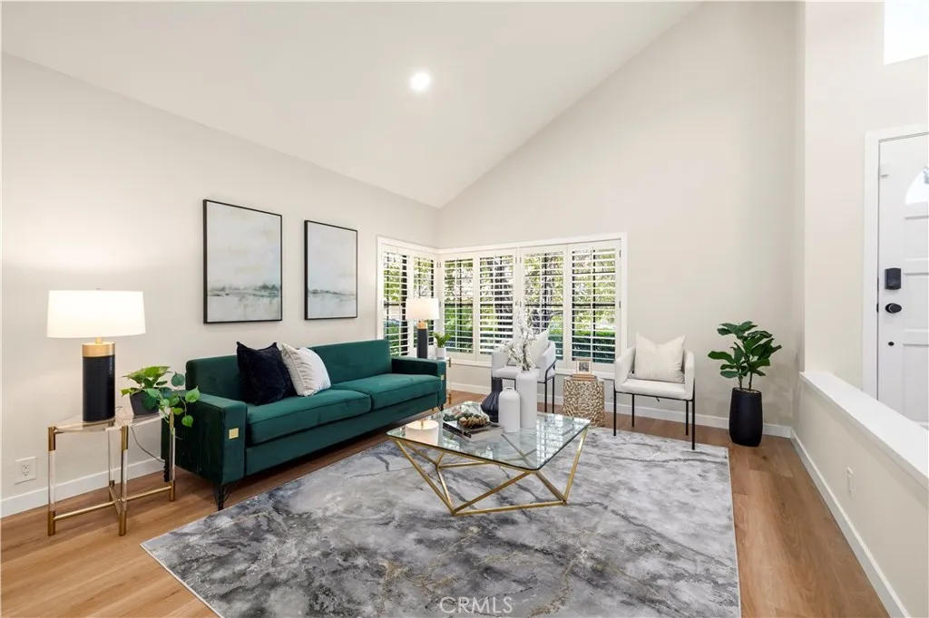 Additional image 4 of 24103 Clearbank Lane, Newhall, CA 91321