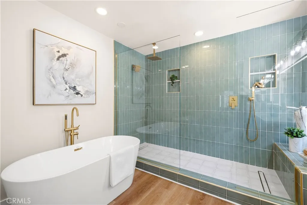 Additional image 118 of 24103 Clearbank Lane, Newhall, CA 91321