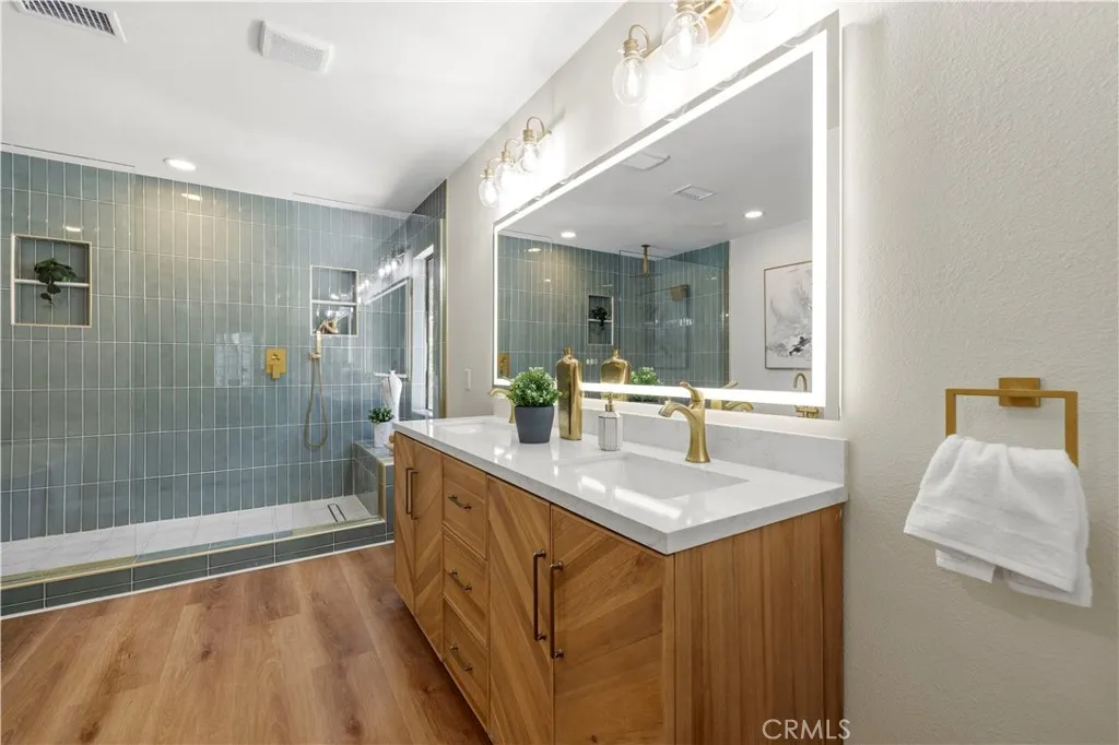 Additional image 47 of 24103 Clearbank Lane, Newhall, CA 91321