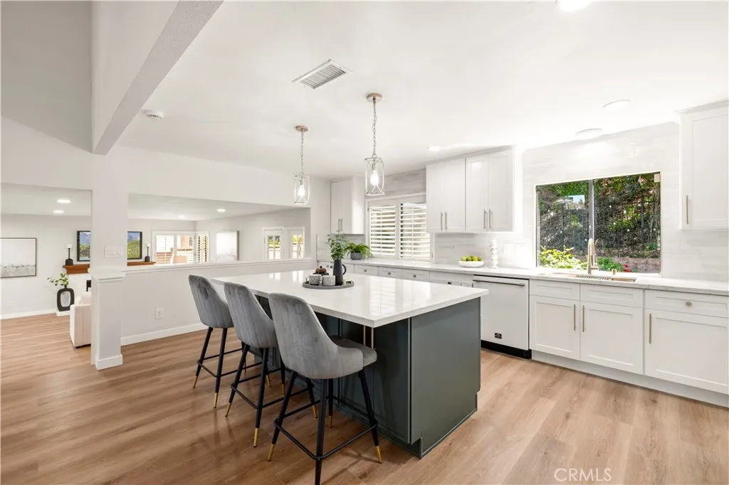 Additional image 84 of 24103 Clearbank Lane, Newhall, CA 91321